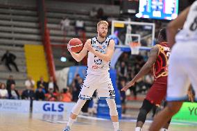 BASKET - Serie A - Napolibasket vs Umana Reyer Venezia