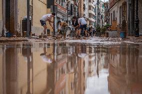 Spain Disaster Death Toll Reaches 214 - Valencia