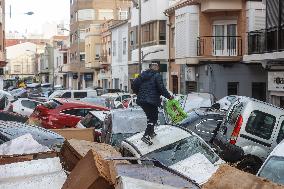 Spain Disaster Death Toll Reaches 214 - Valencia