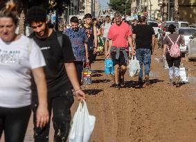 Spain Disaster Death Toll Reaches 214 - Valencia