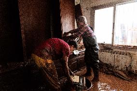 Spain Disaster Death Toll Reaches 214 - Valencia