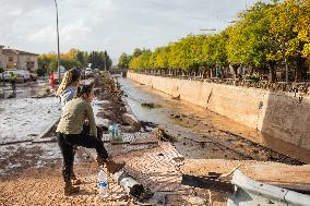 Spain Disaster Death Toll Reaches 214 - Valencia