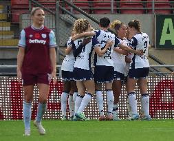 Tottenham Hotspur v West Ham United - Barclays Women's Super League