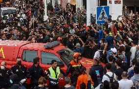 King And Queen Of Spain Pelted With Mud On Visit To Flooded Town