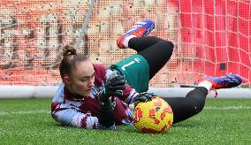 Tottenham Hotspur v West Ham United - Barclays Women's Super League