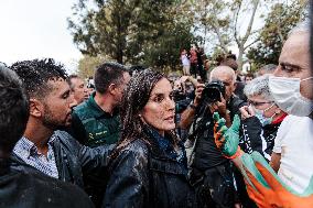 King And Queen Of Spain Pelted With Mud On Visit To Flooded Town