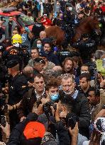 King And Queen Of Spain Pelted With Mud On Visit To Flooded Town