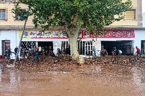 Spain Disaster Death Toll Reaches 214 - Valencia