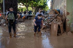 Spain Disaster Death Toll Reaches 214 - Valencia