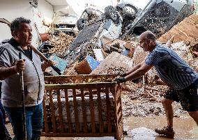 Spain Disaster Death Toll Reaches 214 - Valencia