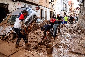 Spain Disaster Death Toll Reaches 214 - Valencia