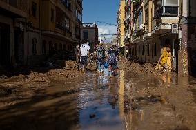 Spain Disaster Death Toll Reaches 214 - Valencia