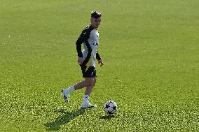 CALCIO - UEFA Champions League - Juventus - Allenamento