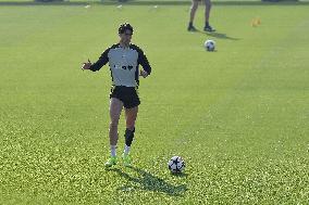 CALCIO - UEFA Champions League - Juventus - Allenamento