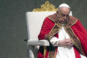 Pope prays for Cardinals and Bishops who died in the past year - Vatican