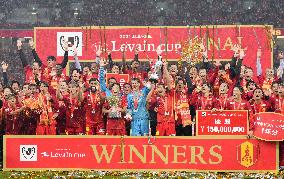 Football: Nagoya claims League Cup title