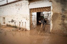 Spain Flooding Death Toll Climbs To 217 - Valencia