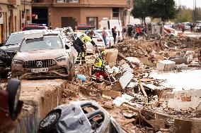 Spain Flooding Death Toll Climbs To 217 - Valencia