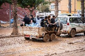 Spain Flooding Death Toll Climbs To 217 - Valencia