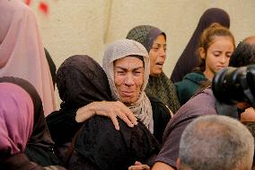 Palestinians Mourn Those Killed In Strikes - Gaza