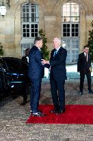 PM Barnier Welcomes Romanian PM Ciolacu - Paris