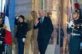 PM Barnier Welcomes Romanian PM Ciolacu - Paris