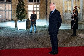 PM Barnier Welcomes Romanian PM Ciolacu - Paris