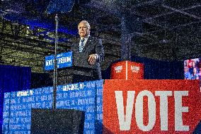 Governor Tim Walz Hold Last Wisconsin Rally Pre-election In Milwaukee Wisconsin.