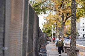 Nov 4th Washington DC 2024 Crews Out Side  Howard University  And The White House Putting Up Fencing