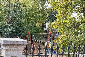 Nov 4th Washington DC 2024 Crews Out Side  Howard University  And The White House Putting Up Fencing