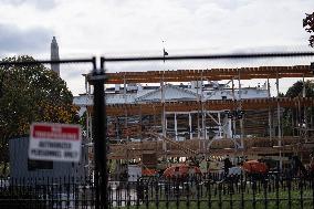 Nov 4th Washington DC 2024 Crews Out Side  Howard University  And The White House Putting Up Fencing