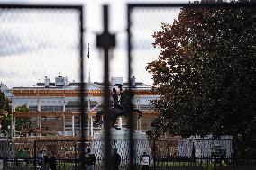 Nov 4th Washington DC 2024 Crews Out Side  Howard University  And The White House Putting Up Fencing