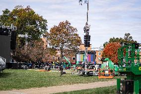 Nov 4th Washington DC 2024 Crews Out Side  Howard University  And The White House Putting Up Fencing