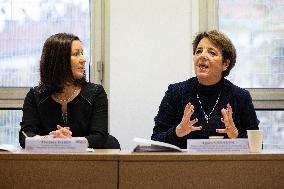 Agnes Canayer visits the National Helpline for Children at Risk offices - Paris