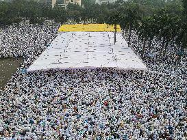 Thousands flock to Suhrawardy Udyan for Olama Mashayekh rally in Dhaka