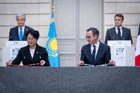 Agreement Signing Ceremony During Tokayev's State Visit - Paris