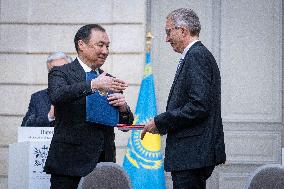 Agreement Signing Ceremony During Tokayev's State Visit - Paris