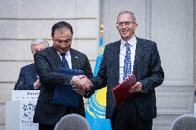 Agreement Signing Ceremony During Tokayev's State Visit - Paris