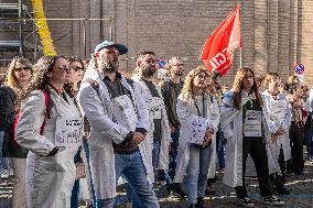 Research Workers Protest In Rome