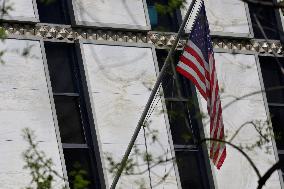 Americans And People Living In Mexico Flock To The US Embassy In Mexico City For The US Elections