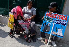 Americans And People Living In Mexico Flock To The US Embassy In Mexico City For The US Elections