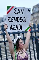 Rally In Support Of Student Ahou Daryaei And Iranian Women - Paris