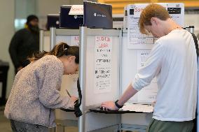 DC: American citizens vote on Presidential Election Day