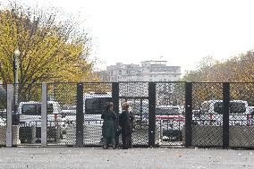 DC: Hight Fences surround White House on Presidential Election Day