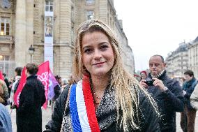 Rally In Support Of Student Ahou Daryaei And Iranian Women - Paris