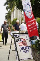 US Voters Head To the Polls