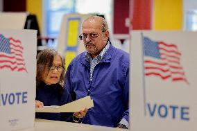 US Voters Head To The Polls