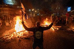 Protest Erupts After Netanyahu Fires Gallant - Tel Aviv