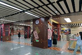 Harry Potter Themed Installations at Subway in Shanghai