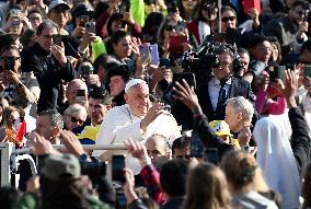 Pope Francis Leads The General Audience - Vatican